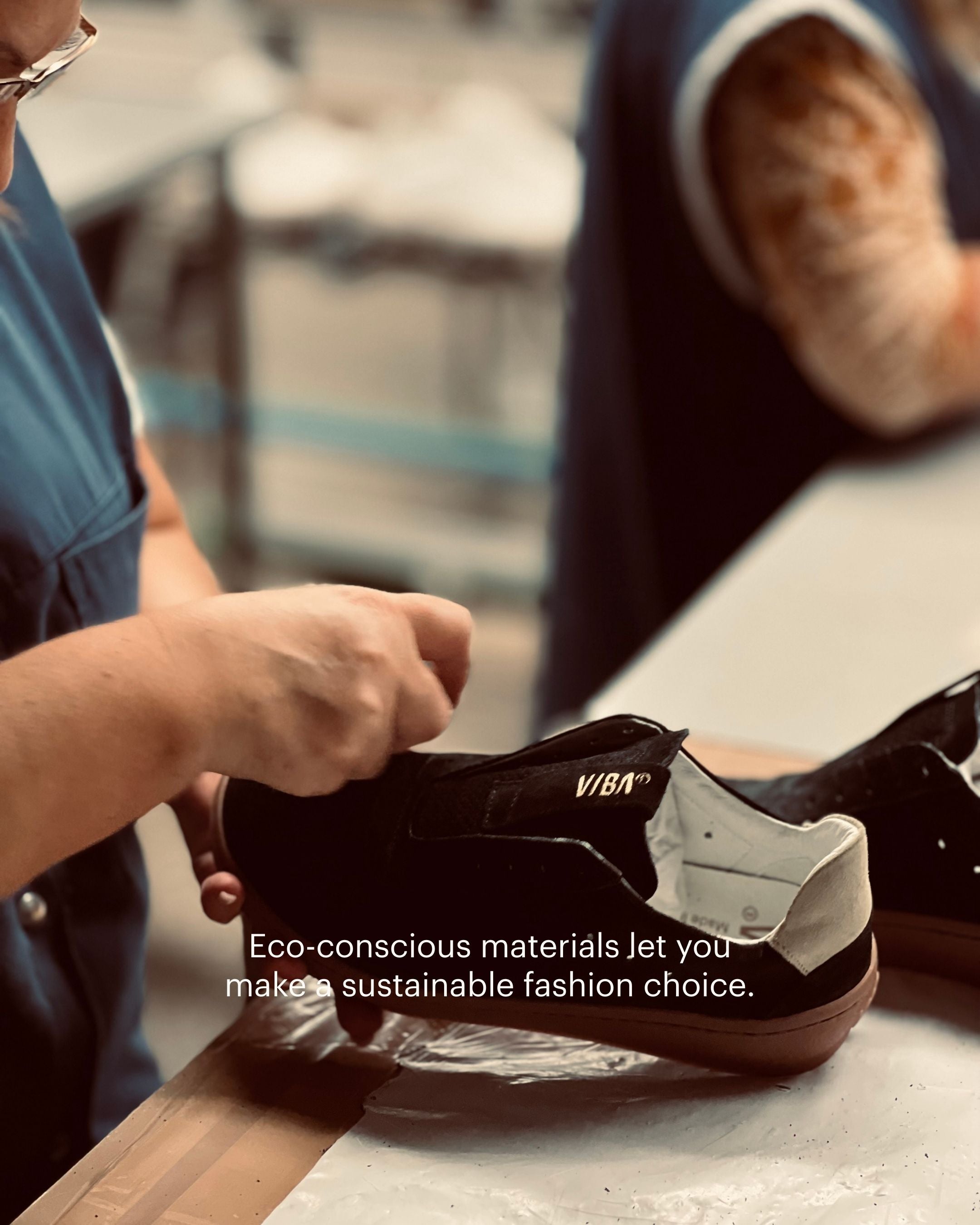 SYDNEY Bio Suede Black/Gum