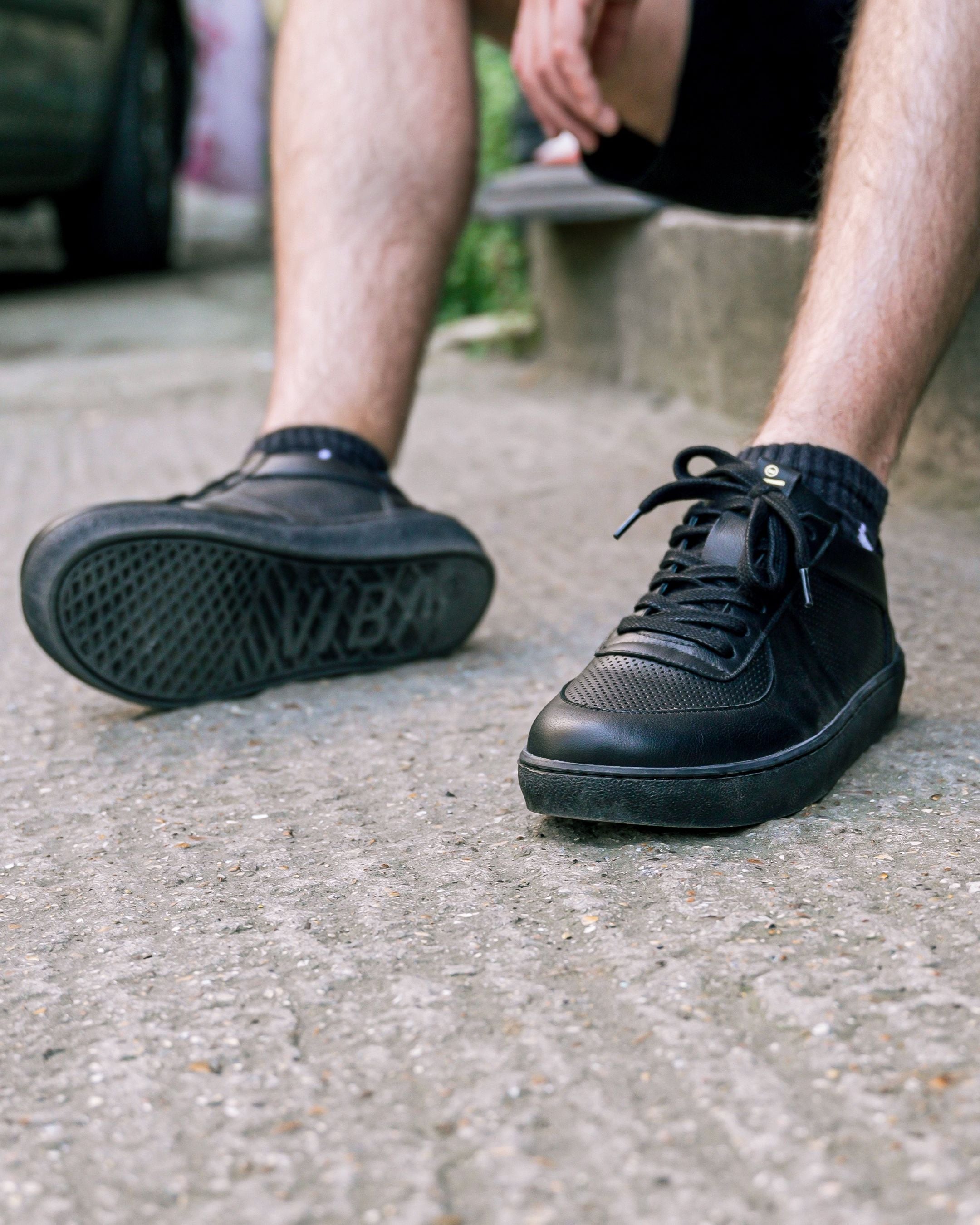 LONDON Bio Leather Black/Black