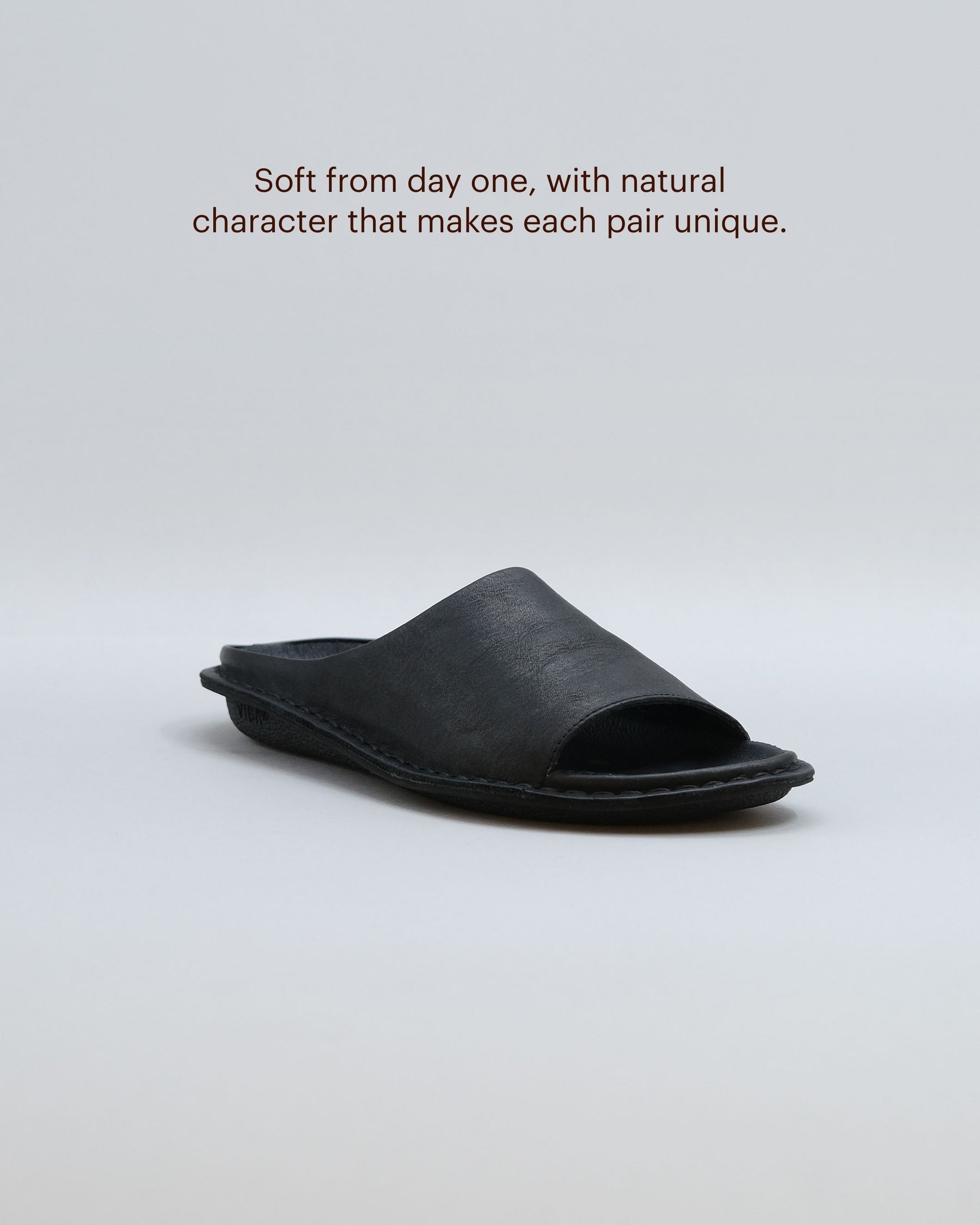 SAINT TROPEZ Leather Preto Black