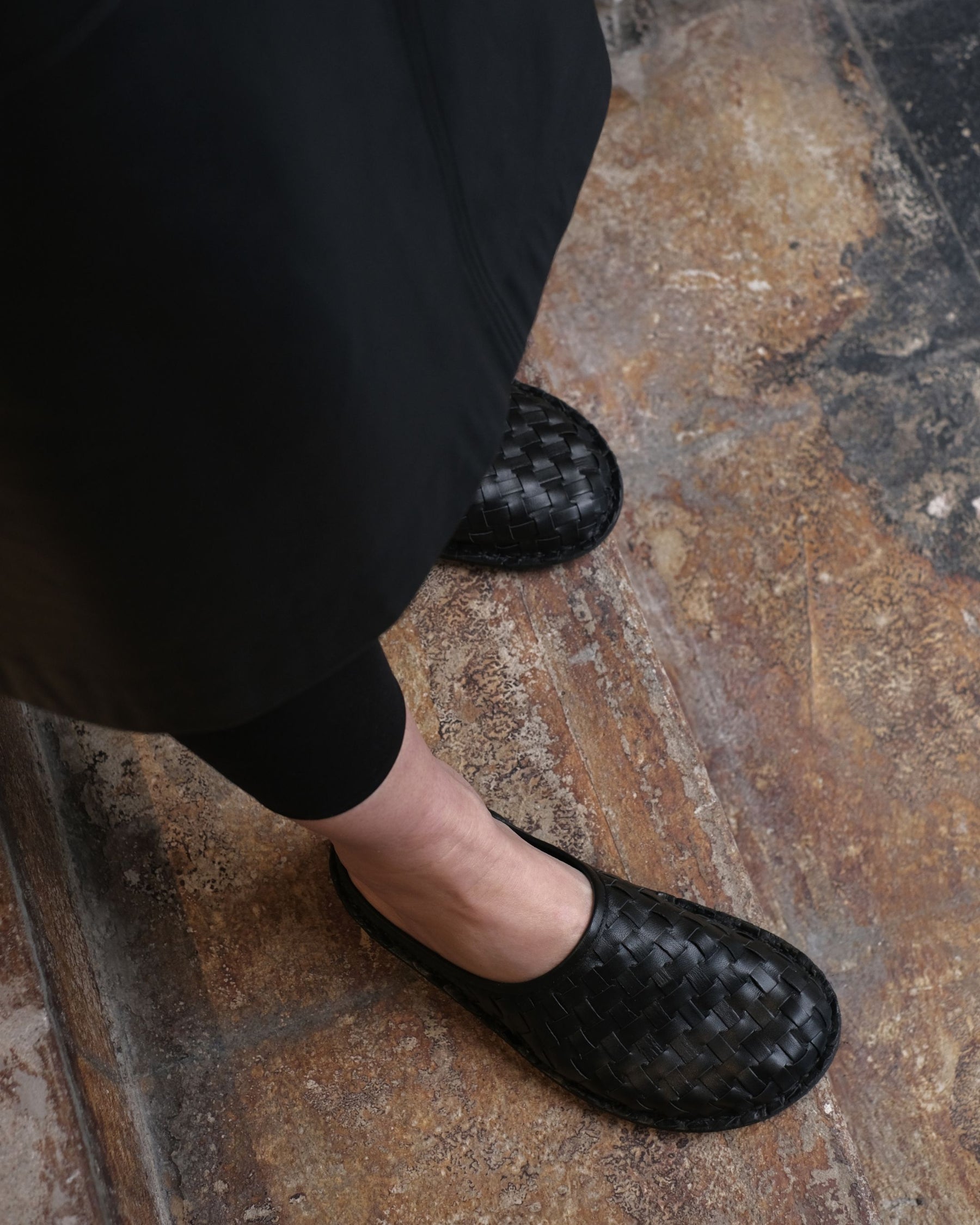 ROMA Woven Leather Preto Black